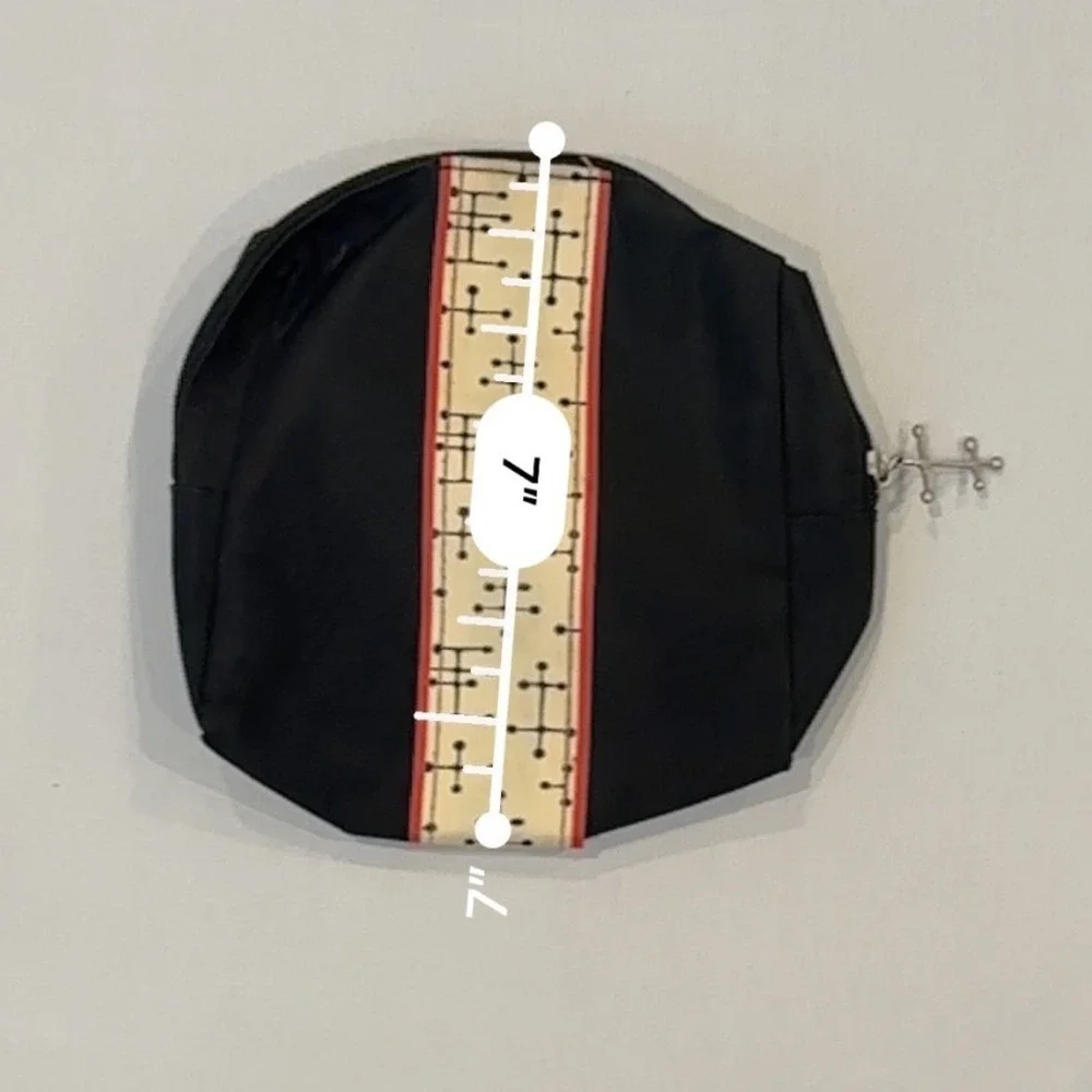 Eames Office American Airlines Dot Pattern Toiletry Travel Bag Black OS Unisex